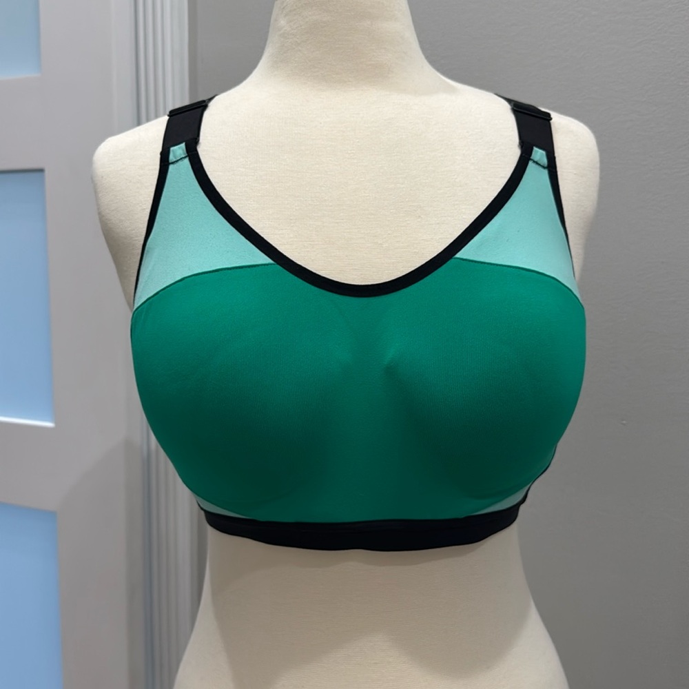 VSX Victoria’s Secret Sports Bra